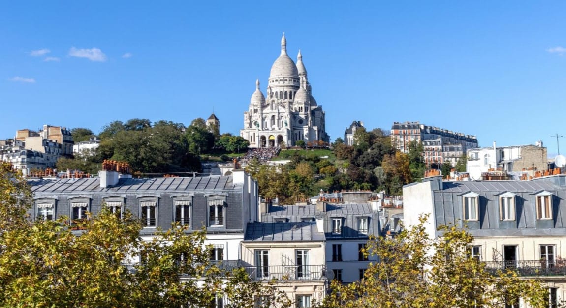 Vue de Montmartre avec le Sacré-Cœur