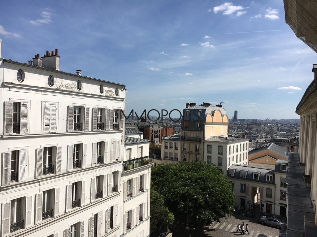 Charmant deux pièces avec vue degagée – Butte Montmartre – Paris XVIII 1