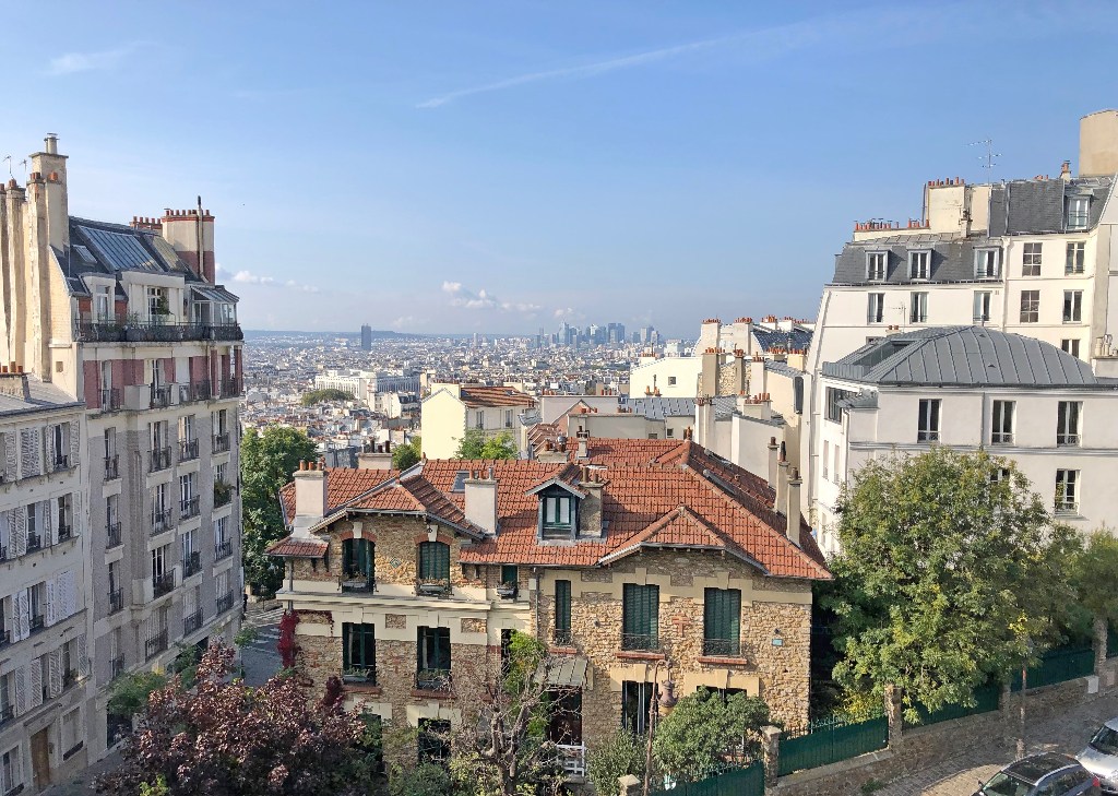 Charmant deux pièces avec vue degagée – Butte Montmartre – Paris XVIII 1