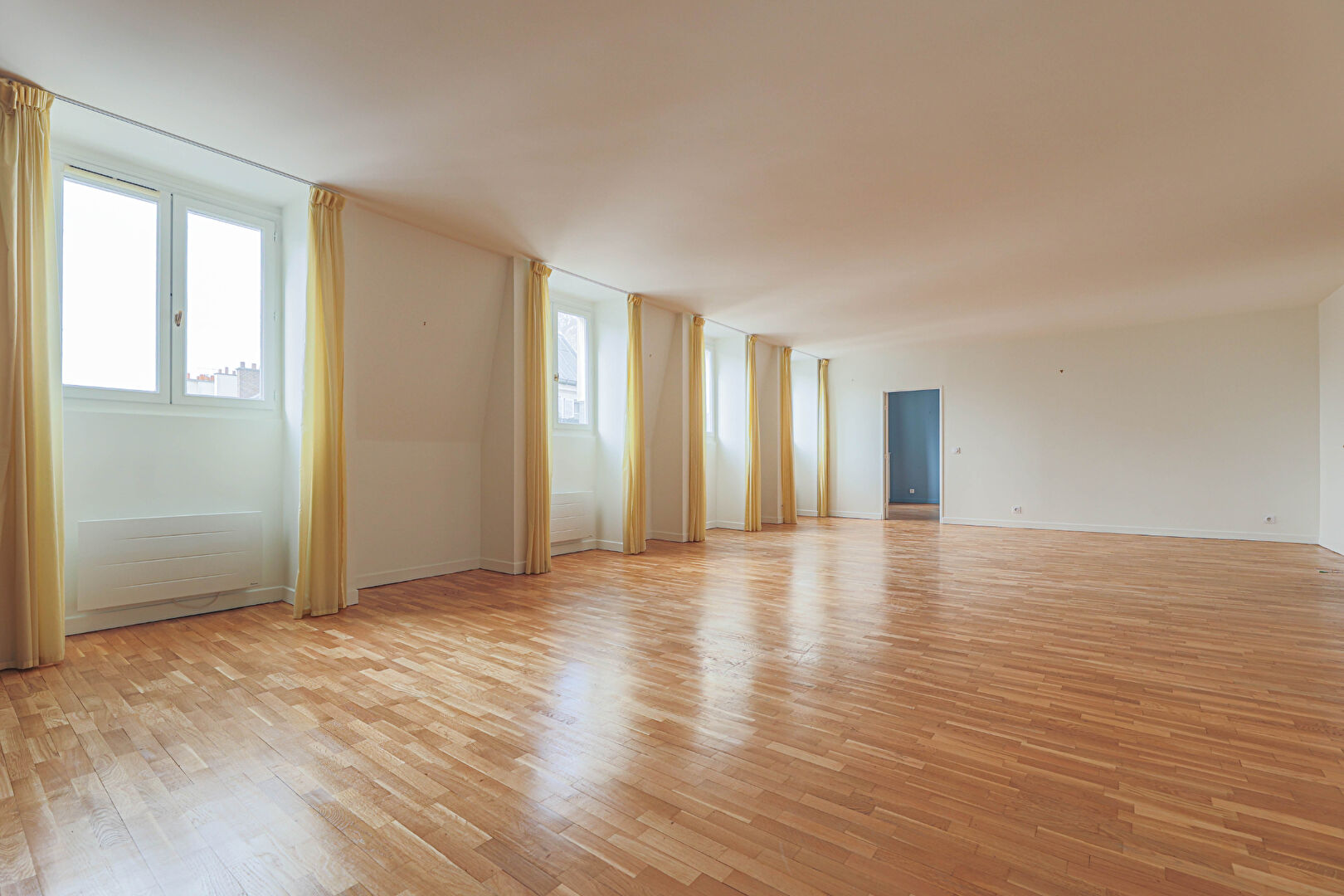 Appartement Paris 4 pièce(s) 142 m2 3