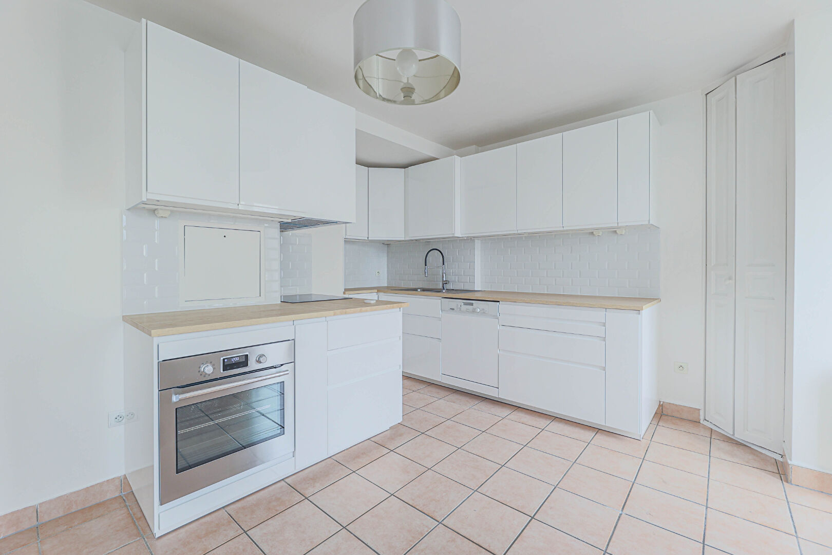 Appartement Paris 4 pièce(s) 142 m2 8