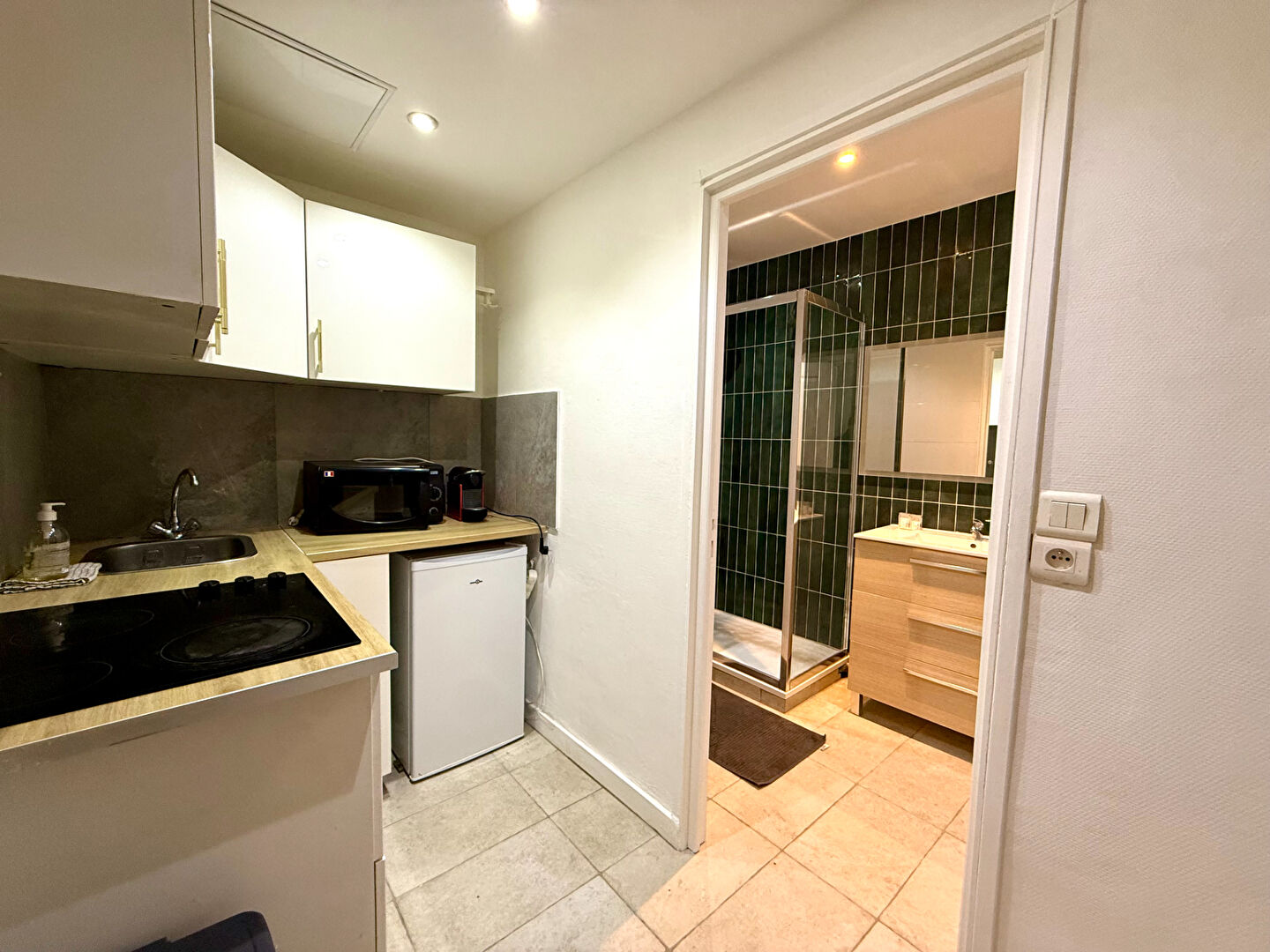 Deux pièces avec terrasse de 35 m² 11 Deux pièces avec terrasse de 35 m² 11