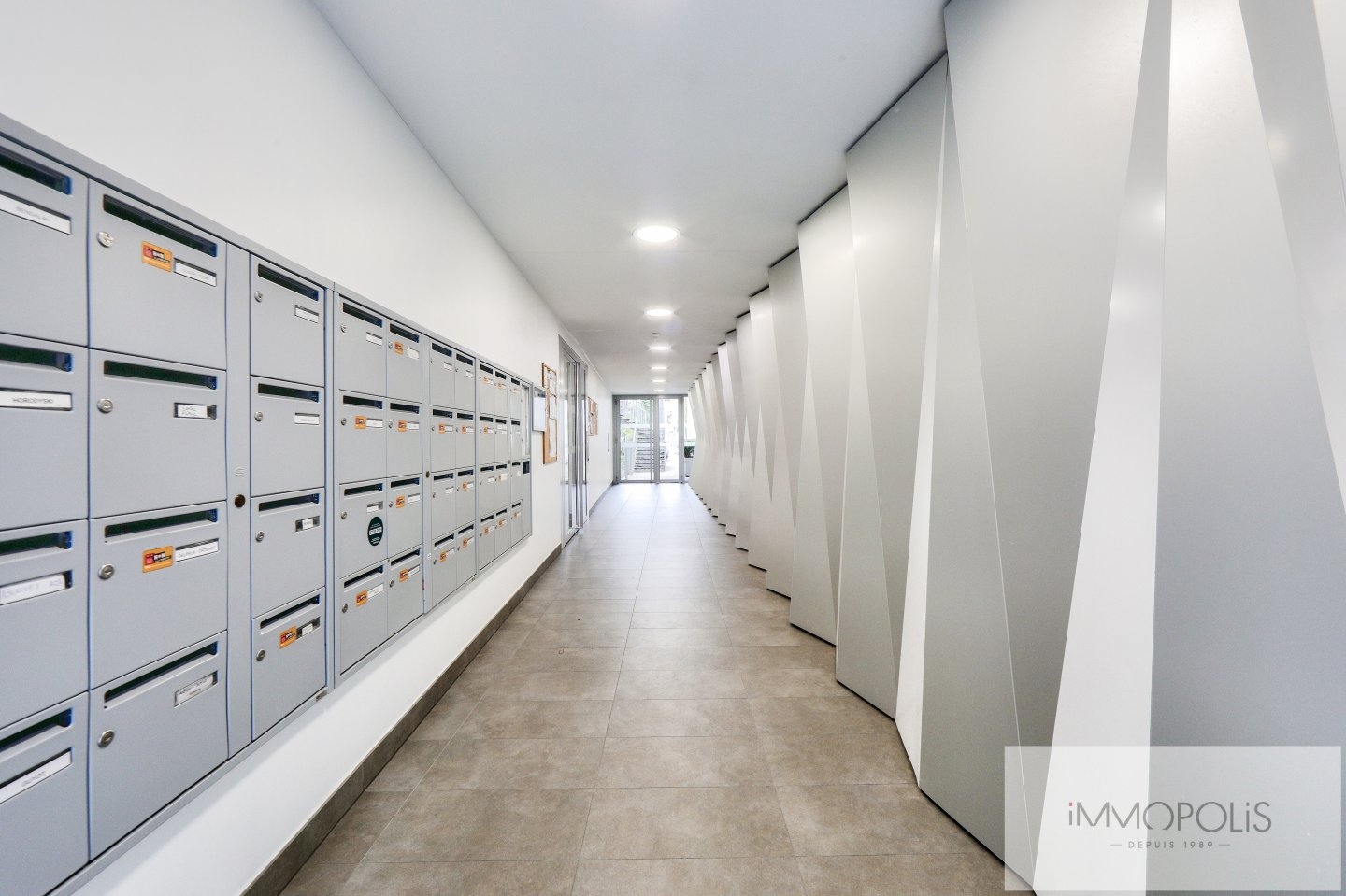 Appartement 4 Pièces 85M²  Balcon  – SAINT-OUEN 14
