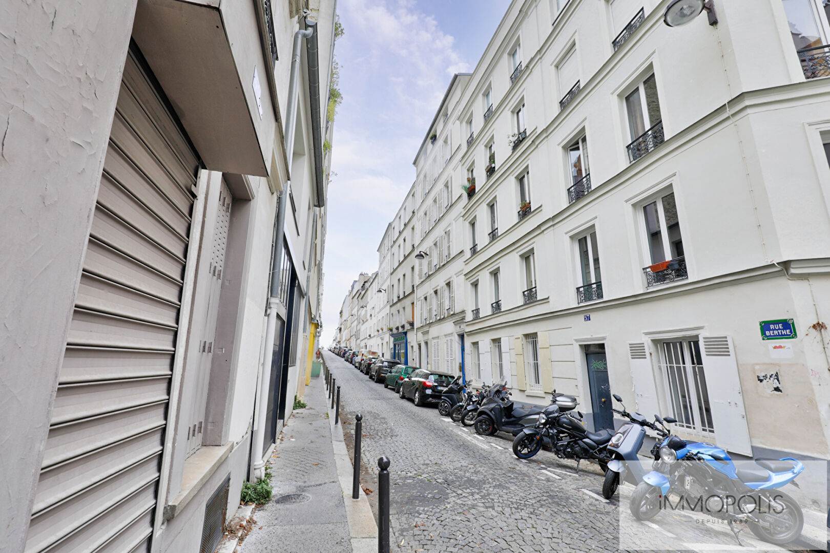 Rue Berthe  Studio  de 30 m² 10