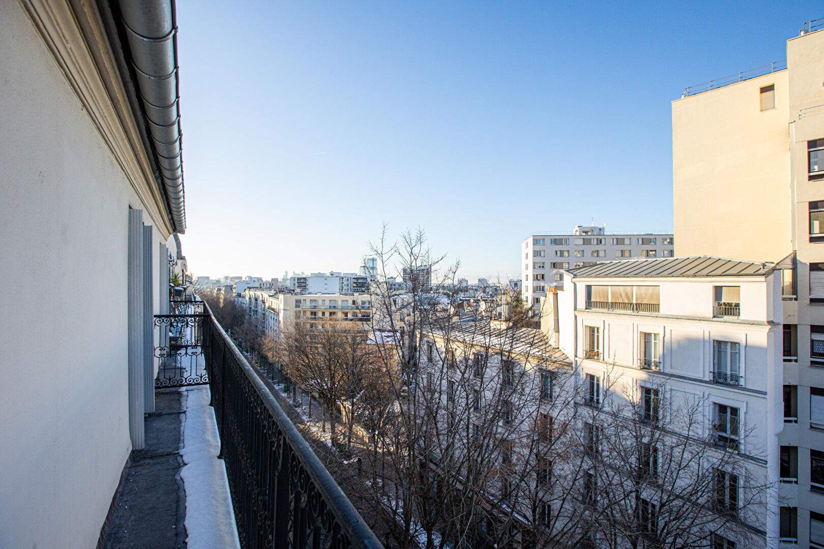 Quatre pièces dernier étage balcon filant ! 2 Quatre pièces dernier étage balcon filant ! 2