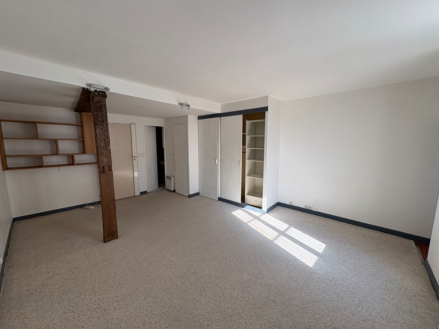 Appartement Paris 1 pièce(s) 32 m2 1