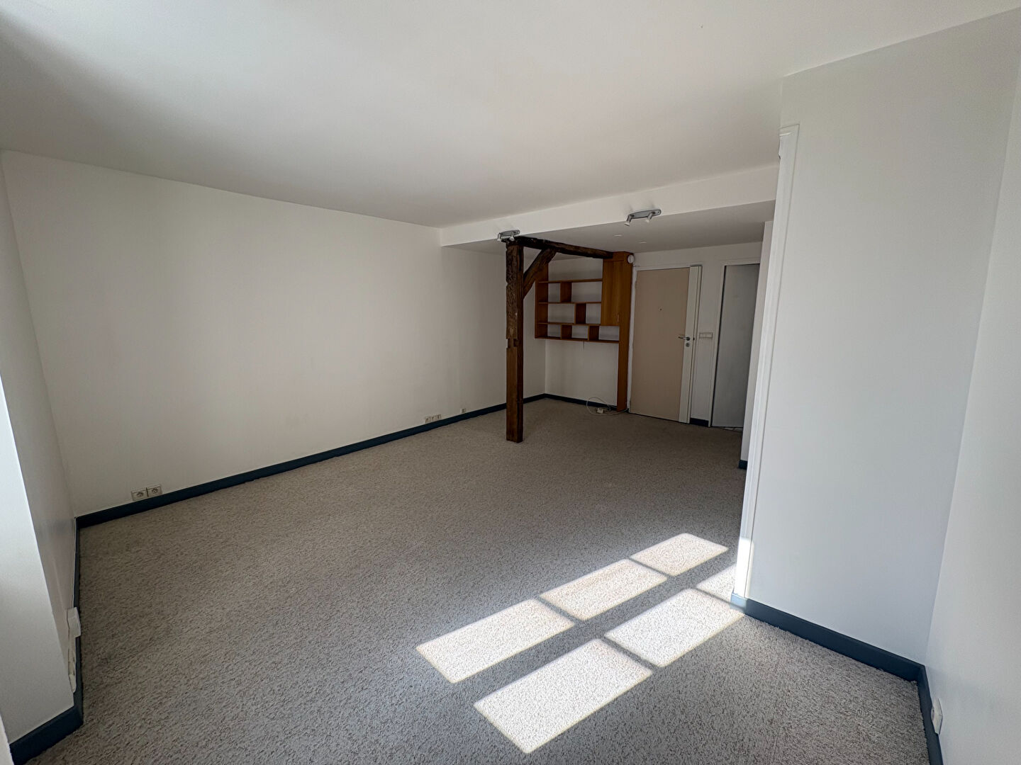 Appartement Paris 1 pièce(s) 32 m2 2
