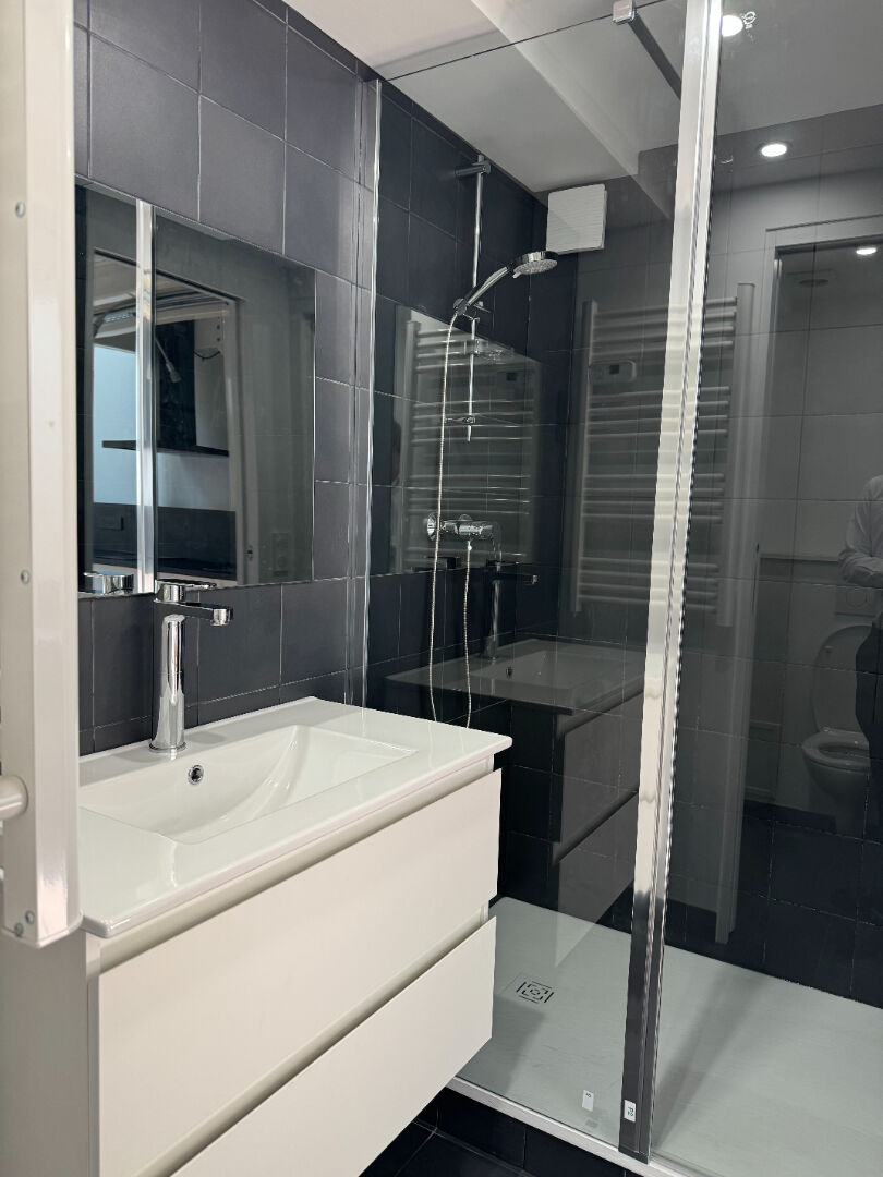 Appartement Paris 2 pièce(s) 52 m2 9 Appartement Paris 2 pièce(s) 52 m2 9