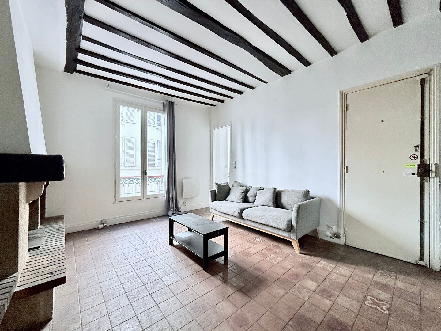 Deux pièces bien placé à Montmartre, proche de la place des Abbesses 2