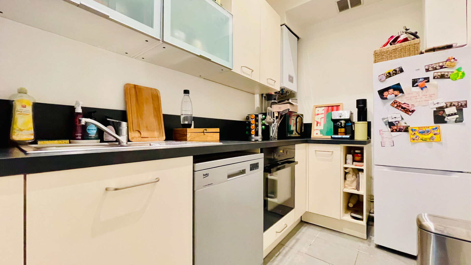Paris 9e, So-Pi , rue Pierre Fontaine : agréable 3 pièces de 56,04 m2 Carrez dans un bel immeuble ancien 6