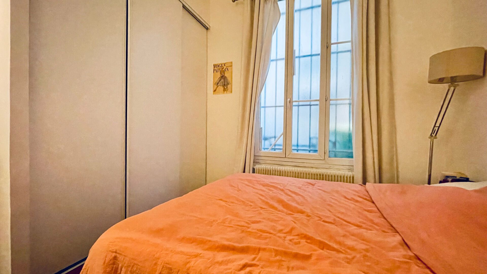 Paris 9e, So-Pi , rue Pierre Fontaine : agréable 3 pièces de 56,04 m2 Carrez dans un bel immeuble ancien 9