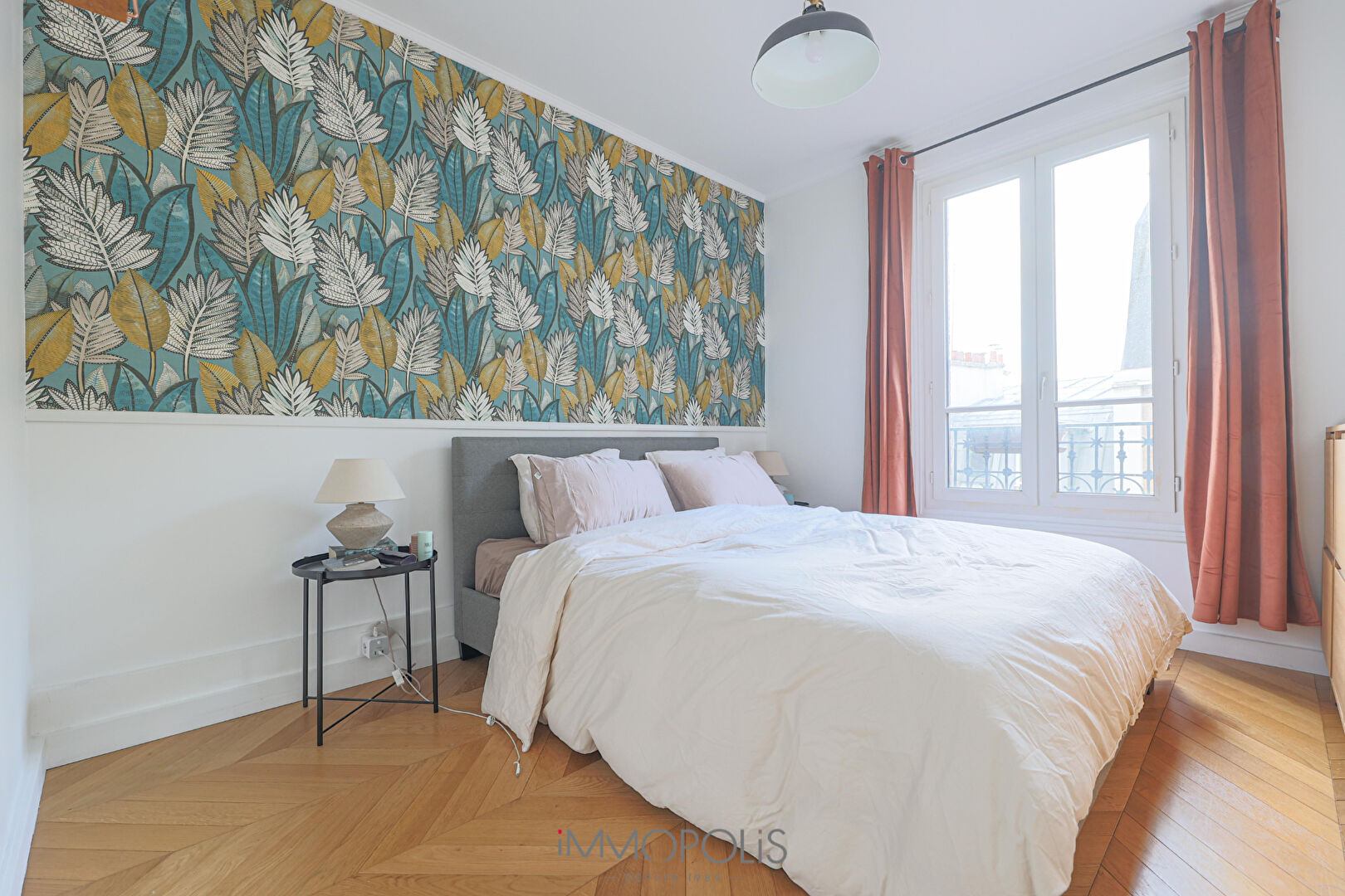Superbe appartement  2 chambres ascenseur Caulaincourt / Junot 6