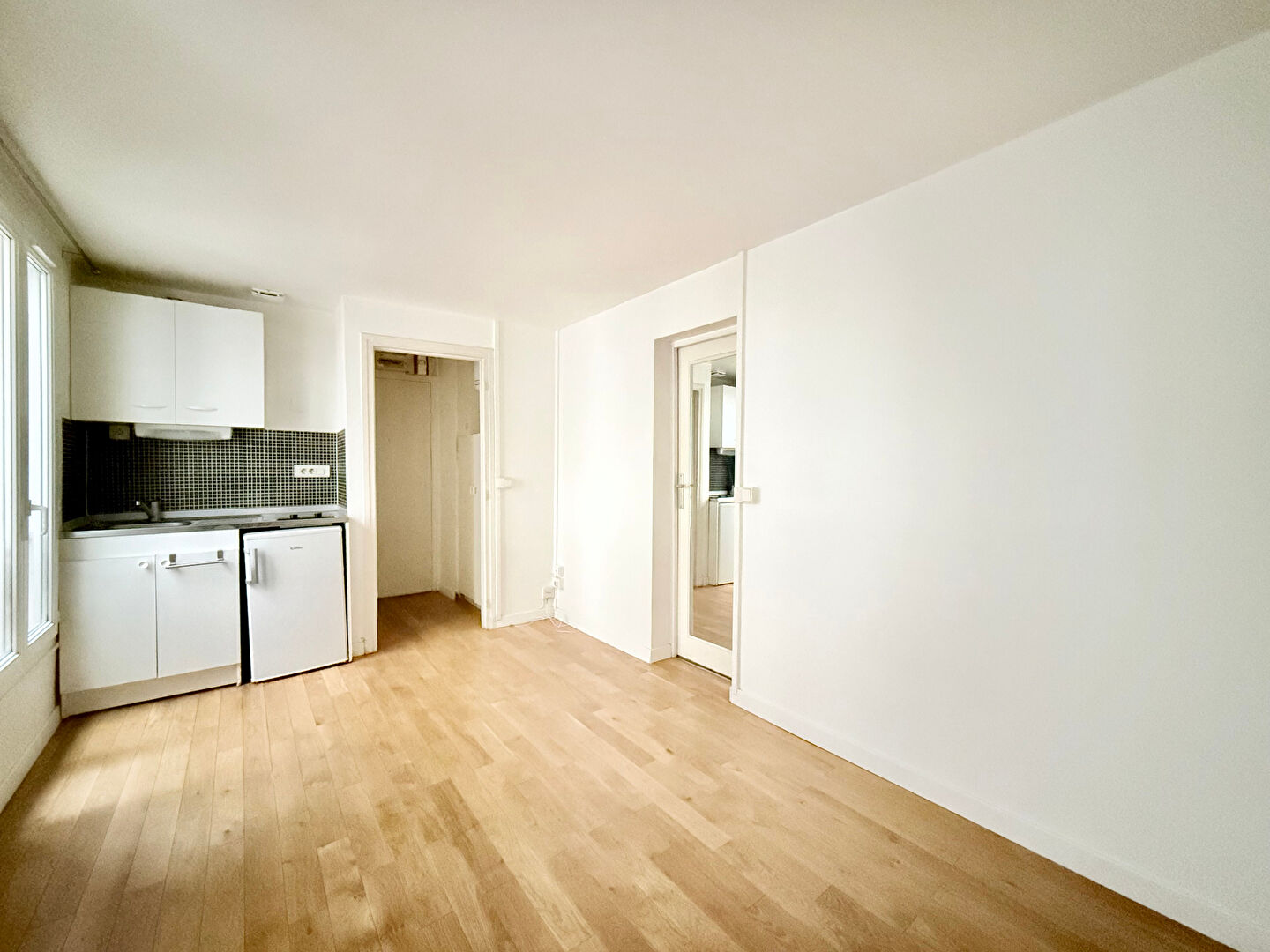 Studio de 15,67 m2, rue Durantin quartier des Abbesses en plein Montmartre 4